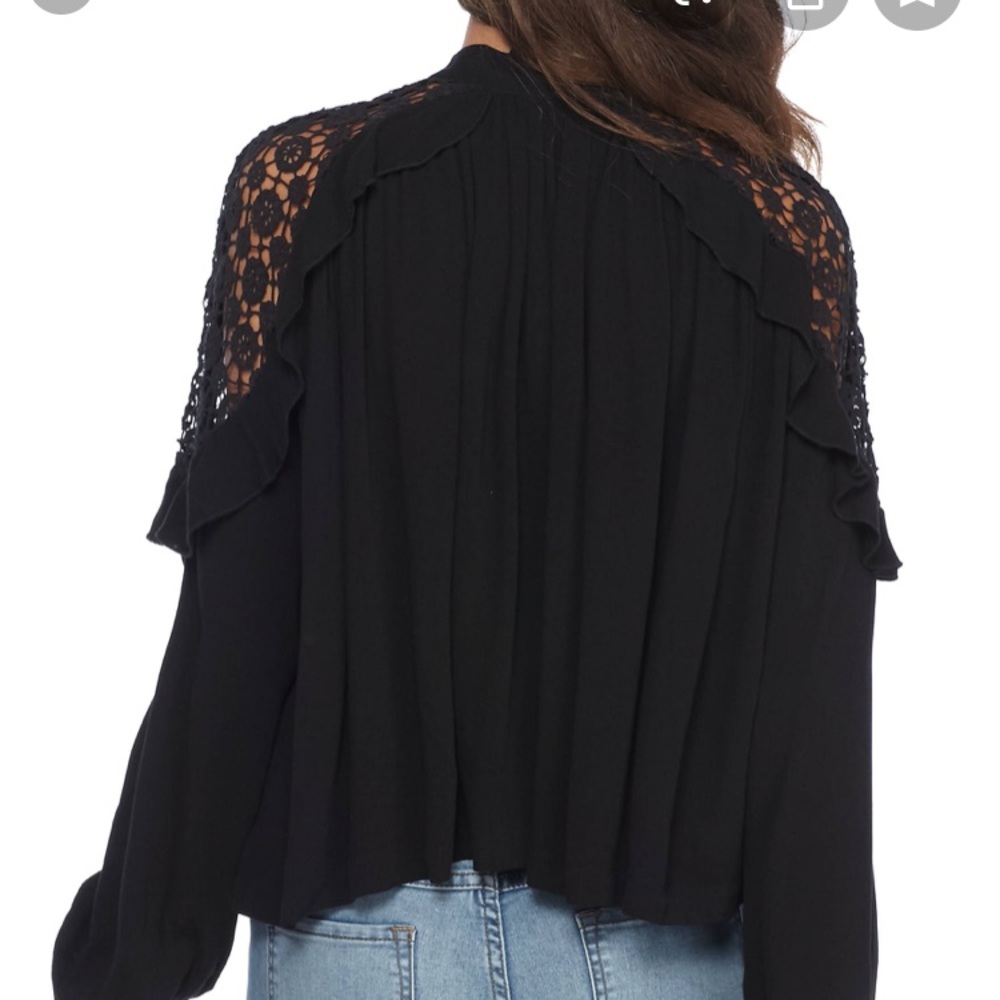M free people black top with crochet cut outs - Picture 2 of 5